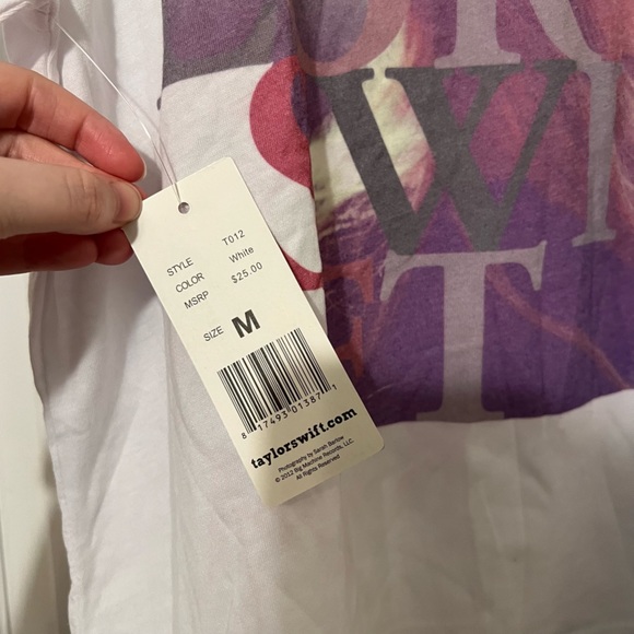 YOUTH Taylor Swift tee shirt - Picture 2 of 4